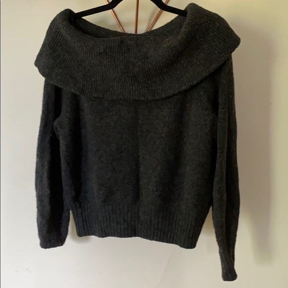 Extra Soft Off Shoulder Sweater - Picture 5 of 5